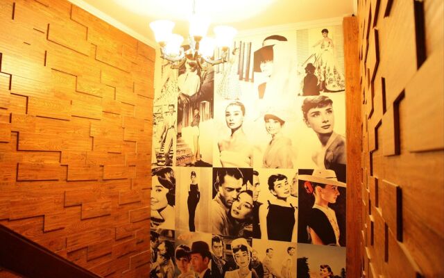 Jiangnan Impression Theme Hostel
