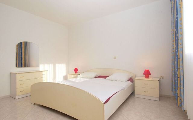 Apartment 1481