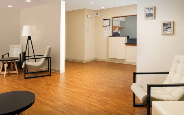 WoodSpring Suites Allentown
