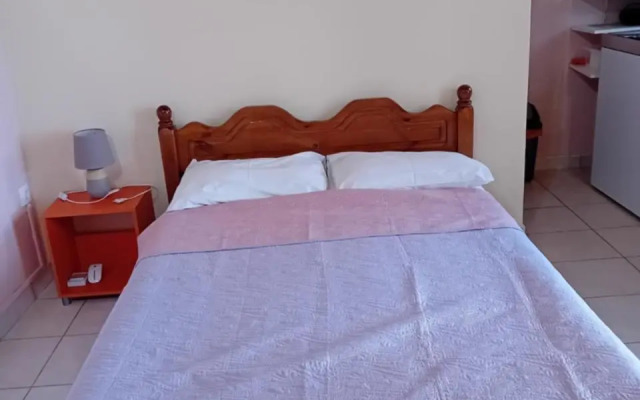 Valta's Room 2