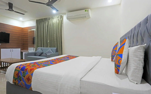 Fabhotel Rr Residency I