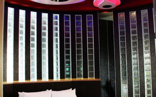 Yin Shui Han Motel
