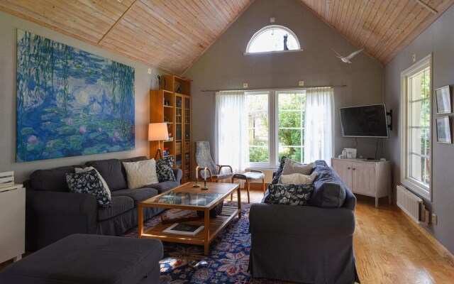 Amazing Home in Uddevalla With 6 Bedrooms, Sauna and Wifi