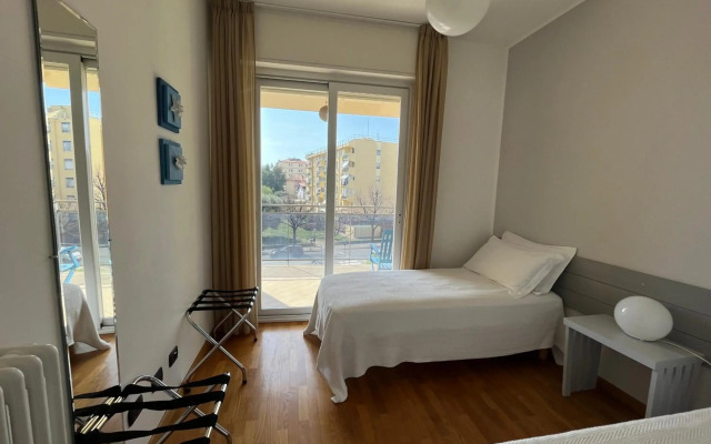 Alter ego sea apartment