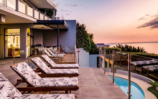 Spindrift in Camps Bay