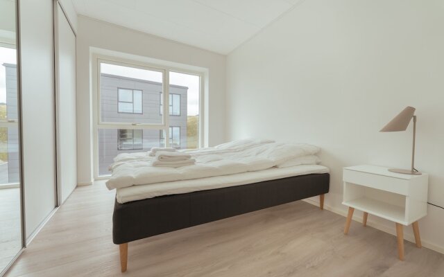 Nordic Swan Aparthotel | Seaview| Stunning 2Br Apt
