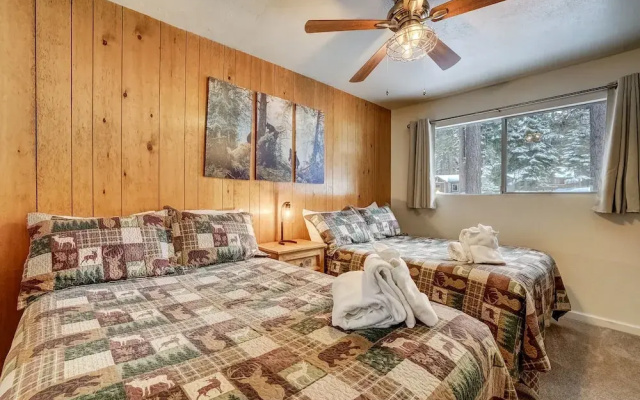 Whispering Pines Cabin - Family and pet Friendly Abode