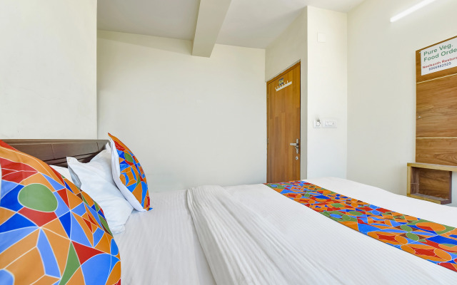 Fabhotel Vishwa