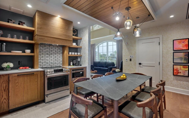 River House at Odette's