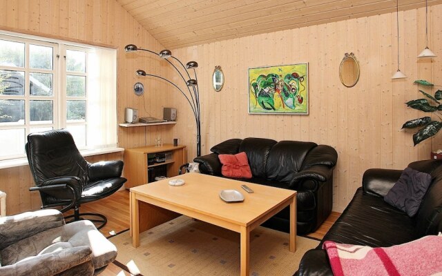 Charming Holiday Home in Frederikshavn Near Beach