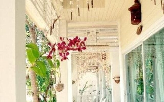 Prathana Garden Beach Resort