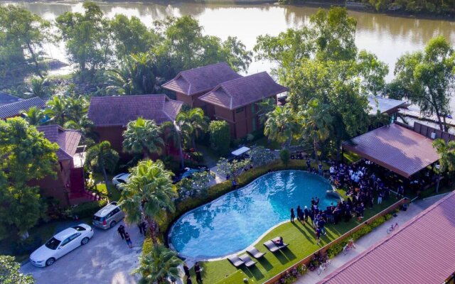 The Grace Amphawa Resort
