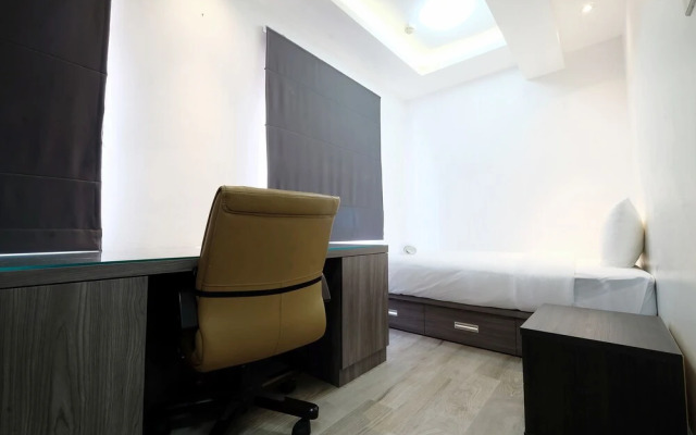 Spacious Apartment at Green Bay Pluit