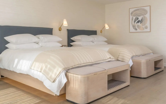 The Shoals Suites and Slips