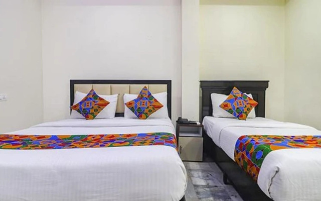 Fabhotel Paradise Park