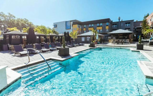 Hollander Boutique Hotel