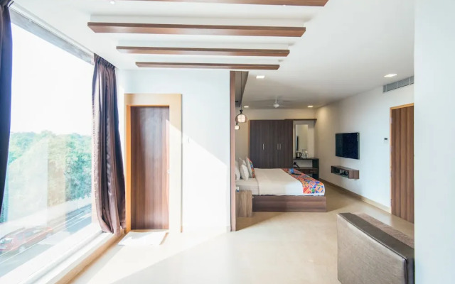 Hotel Golden Swan by FabHotels