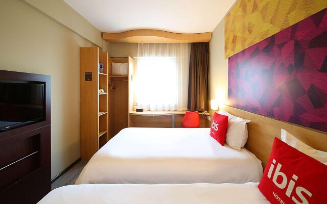 ibis Nanjing Zhonghua