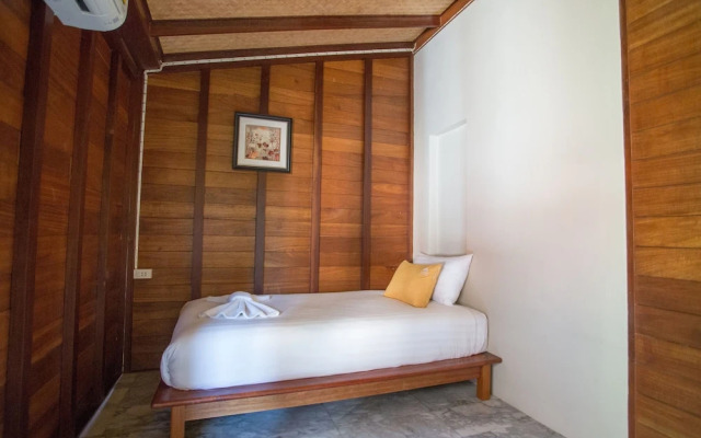 Rice Farm Villa Suratthani