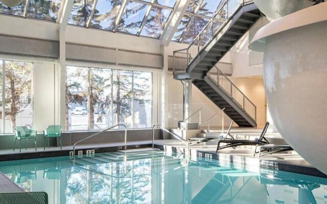 Delta Hotels by Marriott Calgary South