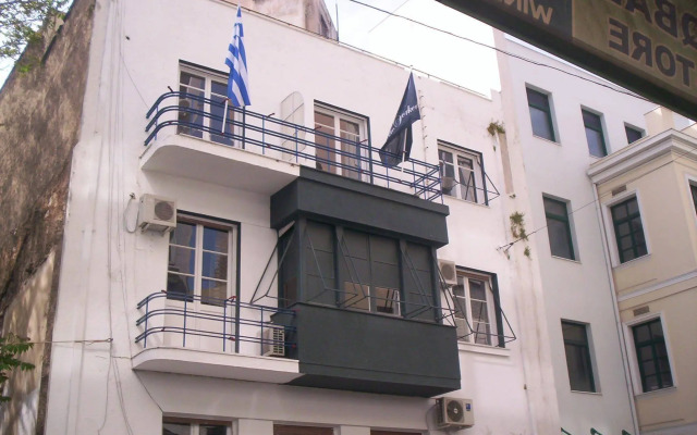The New Yorkers Hotel