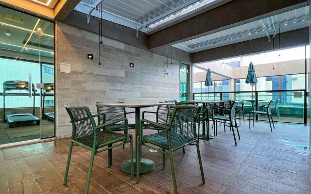 Studio novo e equipado em Boa Viagem Rooftop #1004
