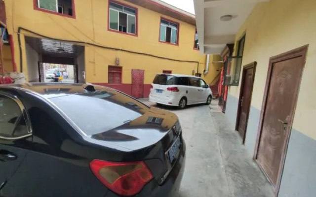 Luhuo Amacang Homestay – Outside – Luhuo