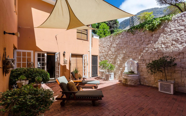 Whale View Manor Guesthouse