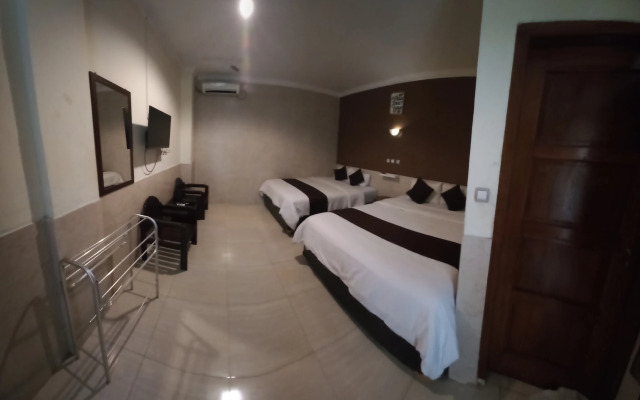 Hotel Safara