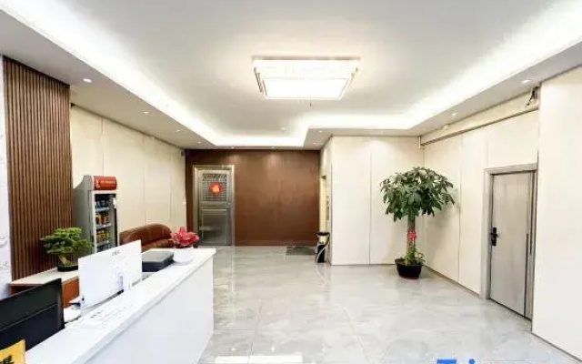 Hanglong Business Hotel (Dongguan Gaobu Guanxiang Fruit Market)
