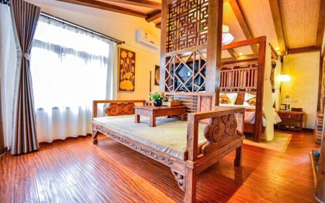 Lijiang Yungeju Inn