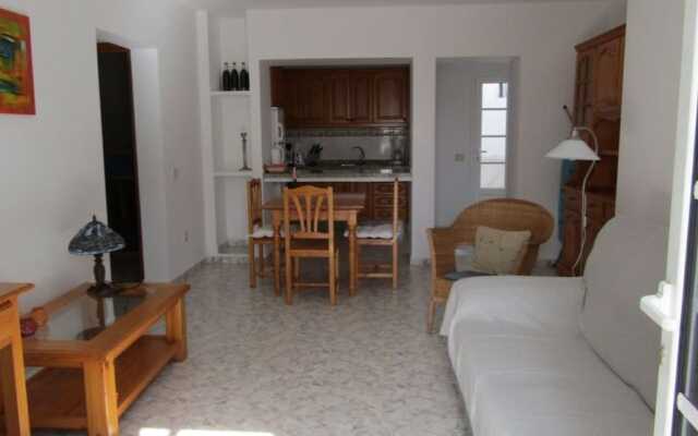 Lanzarote 102515 2 Bedroom Apartment By Mo Rentals