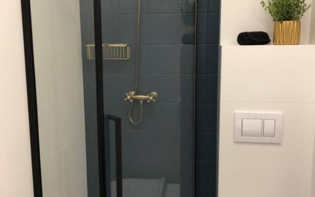 Blue Dior Apartment Warsaw