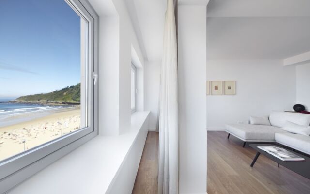 Zurriola Loft Apartment by FeelFree Rentals