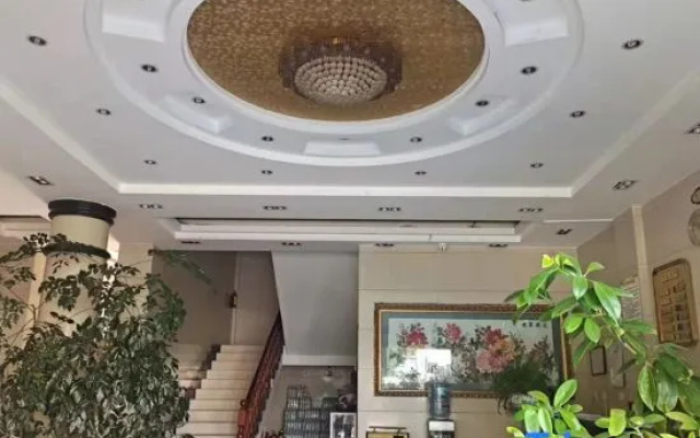 Yunlongxu Guobin Hotel