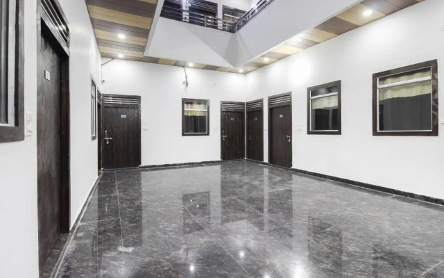 Fab Home Stay by OYO Rooms