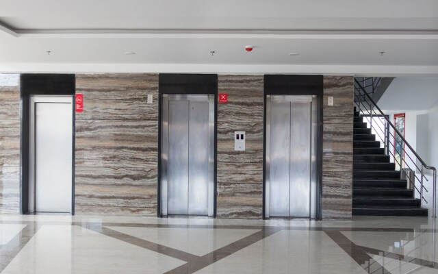 OYO 13012 Hotel HR Greens