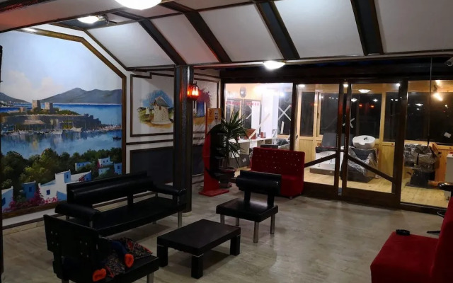 Roadhouse Boutik Otel