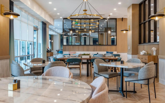 Cambria Hotel Columbia Downtown The Vista