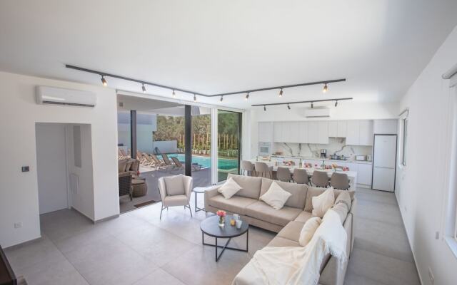 Ayia Napa Kube Villa Kb4, Ayia Napa Center