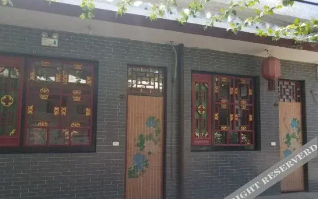 Pingyao Manbu Gucheng Inn