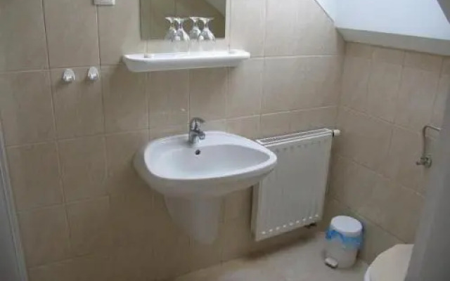 Bordó Hordó Fogadó - фото 5