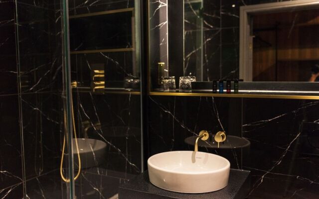 The Chesterton Hotel