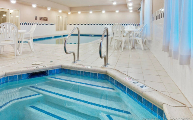 Holiday Inn Express Hotel & Suites Bethlehem by IHG