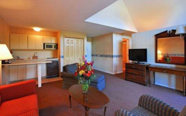 Gold Star Inn & Suites