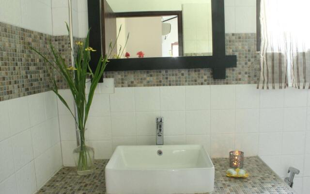 Dionis Villa