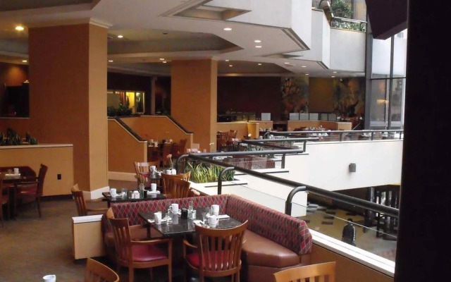 DoubleTree by Hilton Philadelphia Center City