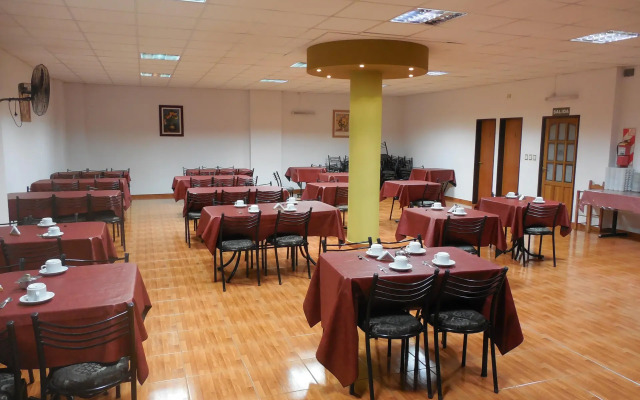 Victor Hotel