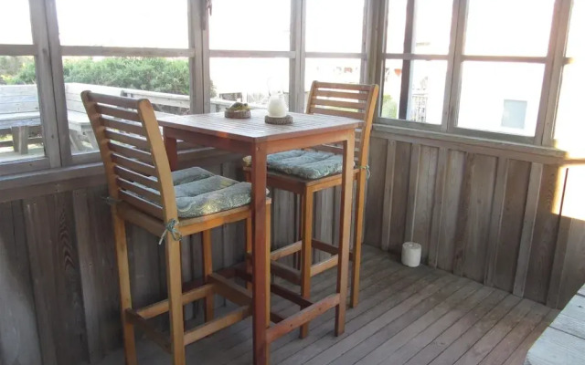 Tilghman's Nette 3 Bedroom Cottage by RedAwning