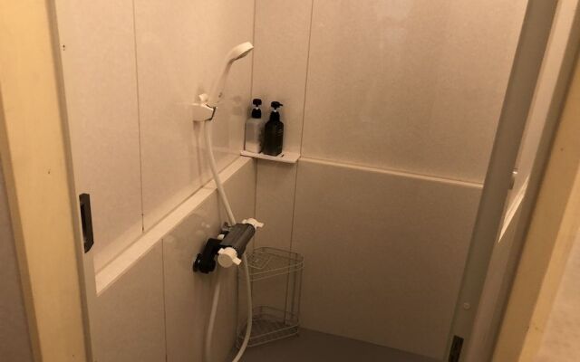 Business Hotel Tenmonkan Park - Hostel
